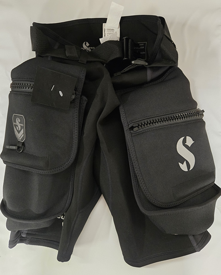 DEMO ScubaPro Men's Hybrid Cargo Shorts